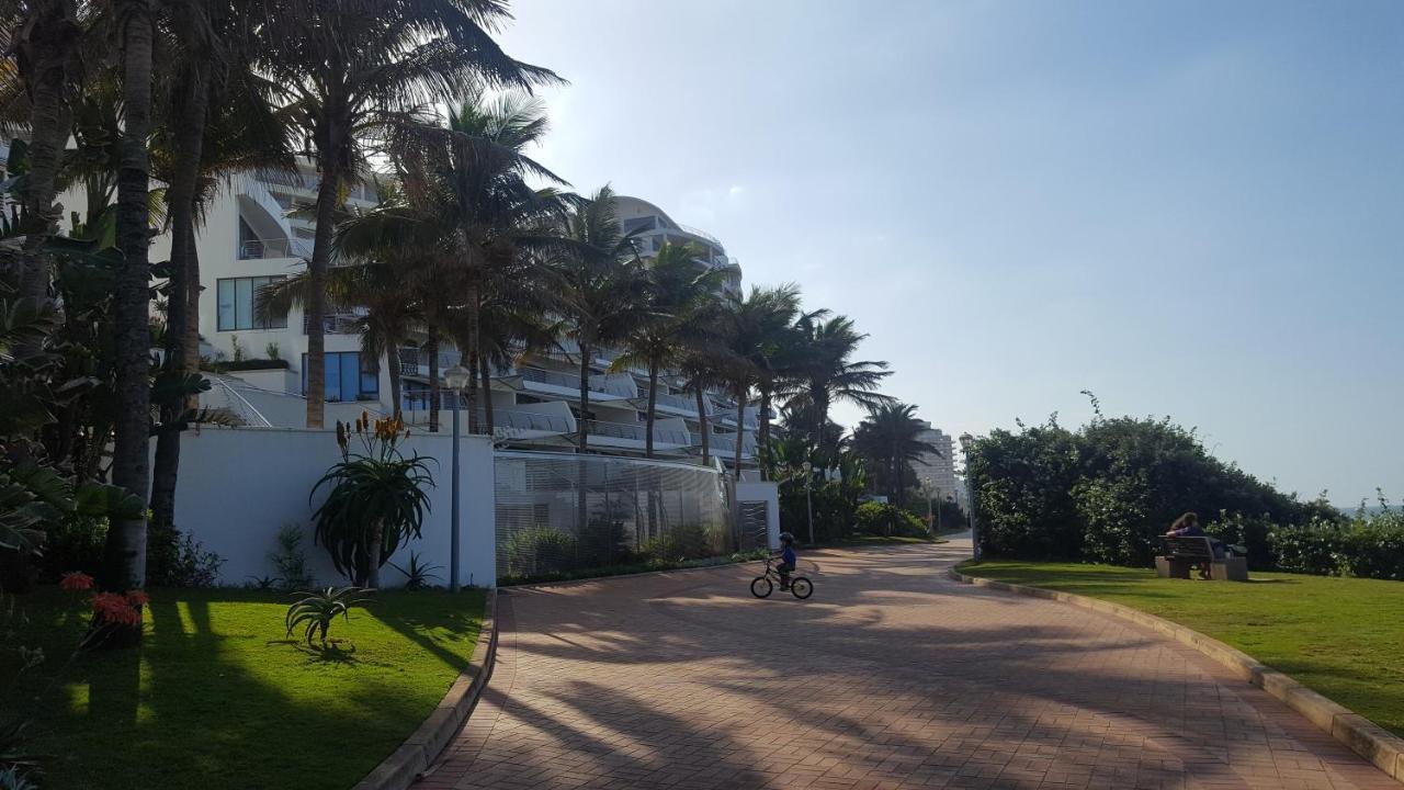 Monte Carlo Sophistication And Comfort With Stunning Umhlanga Views Apartment