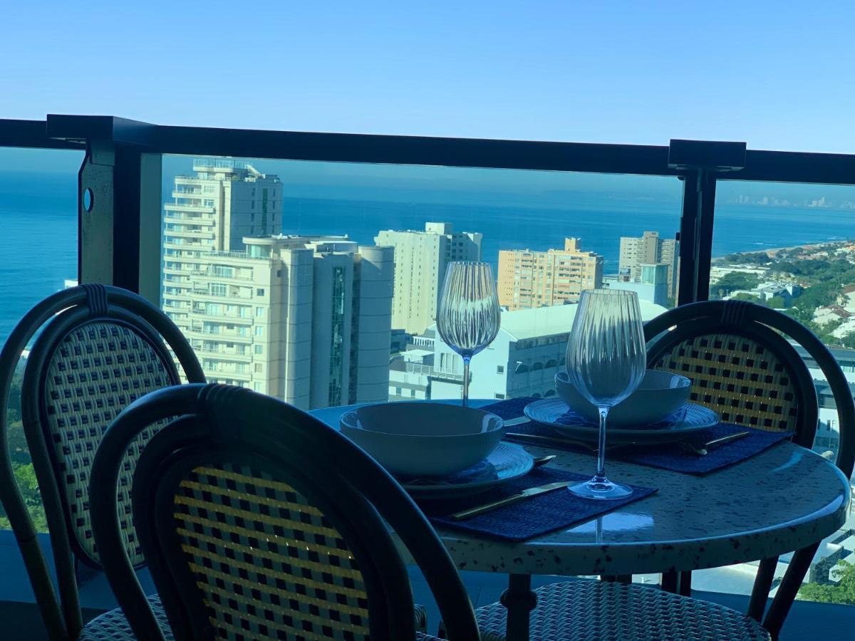 Monte Carlo Sophistication And Comfort With Stunning Umhlanga Views Apartment