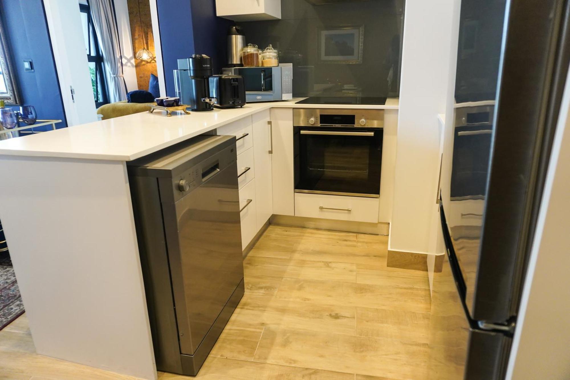 Monte Carlo Sophistication And Comfort With Stunning Umhlanga Views Durban