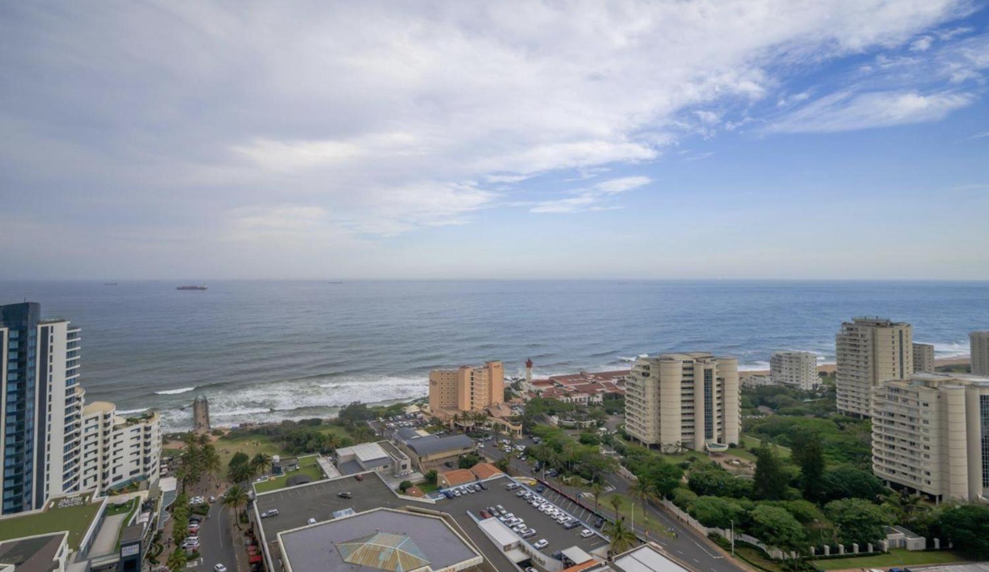 Monte Carlo Sophistication And Comfort With Stunning Umhlanga Views Apartment Durban
